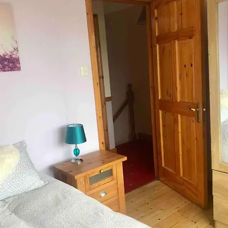 Spacious House Near City And University. بيت للعطل